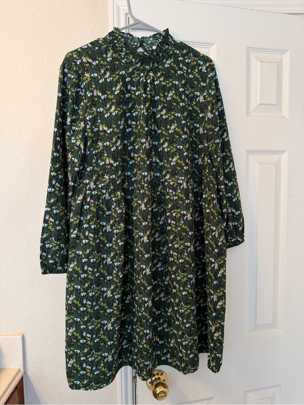 LOFT Dark Green Floral Ruffled-Neck Long-Sleeve Dress
